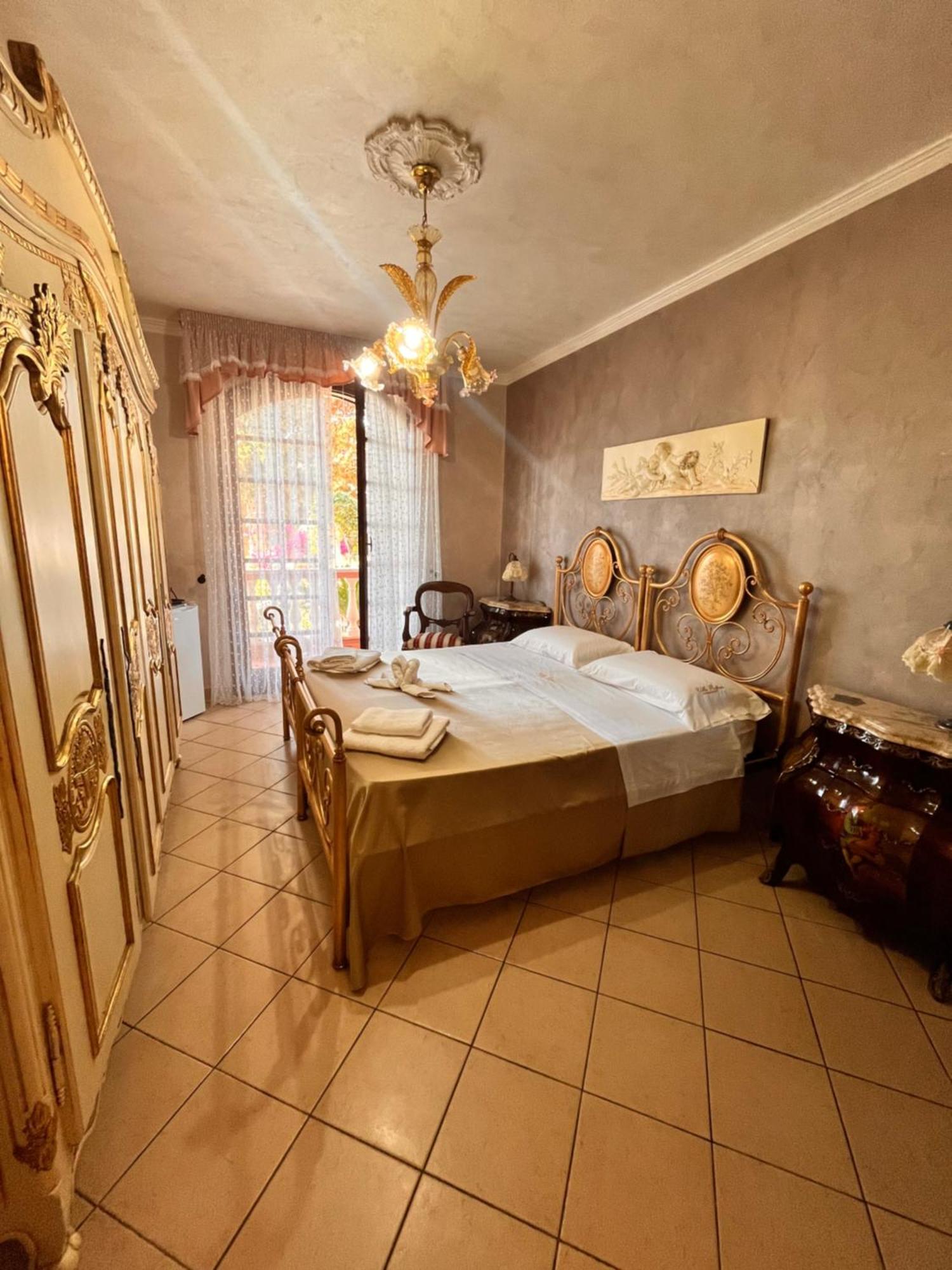 B&B Villa Regina サンタ・ドメーニカ エクステリア 写真