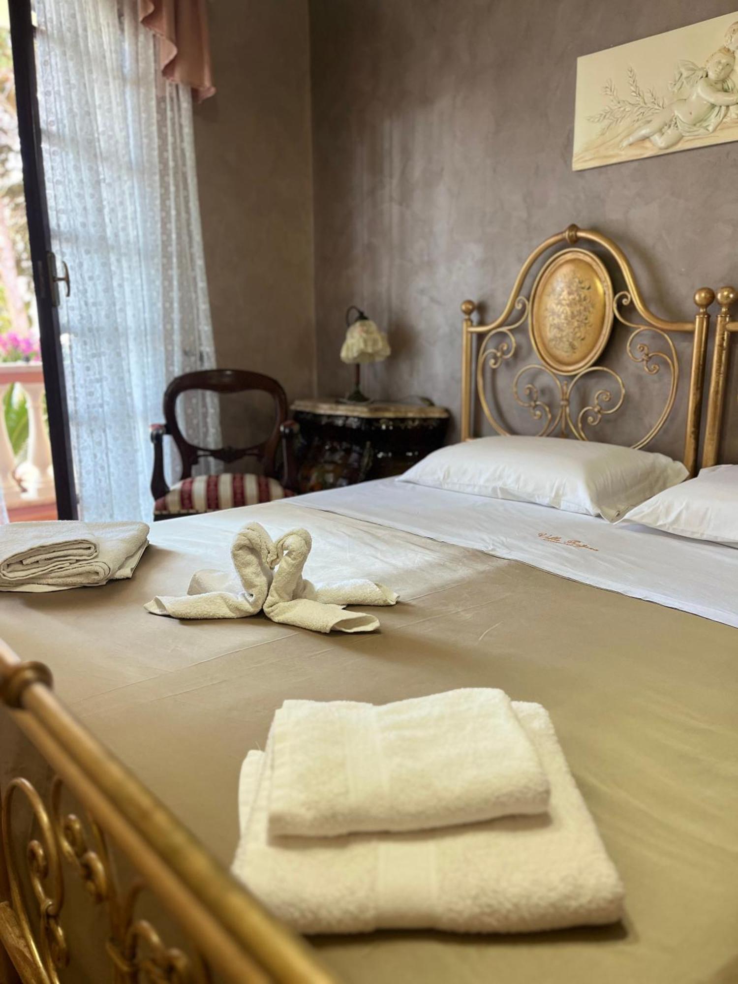 B&B Villa Regina サンタ・ドメーニカ エクステリア 写真