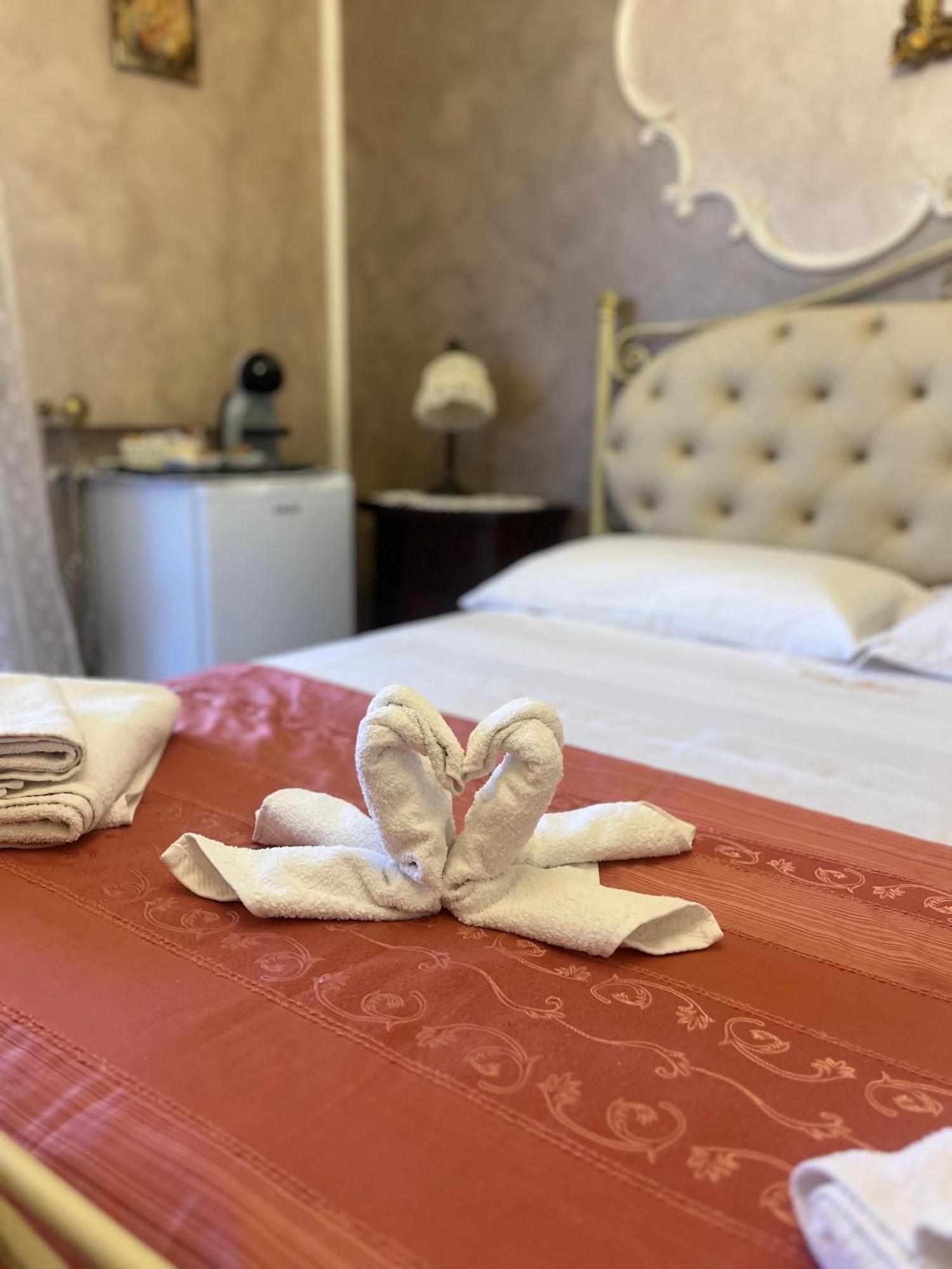 B&B Villa Regina サンタ・ドメーニカ エクステリア 写真