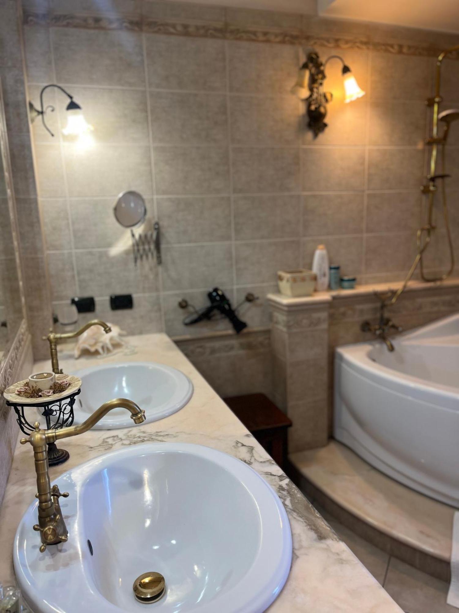 B&B Villa Regina サンタ・ドメーニカ エクステリア 写真