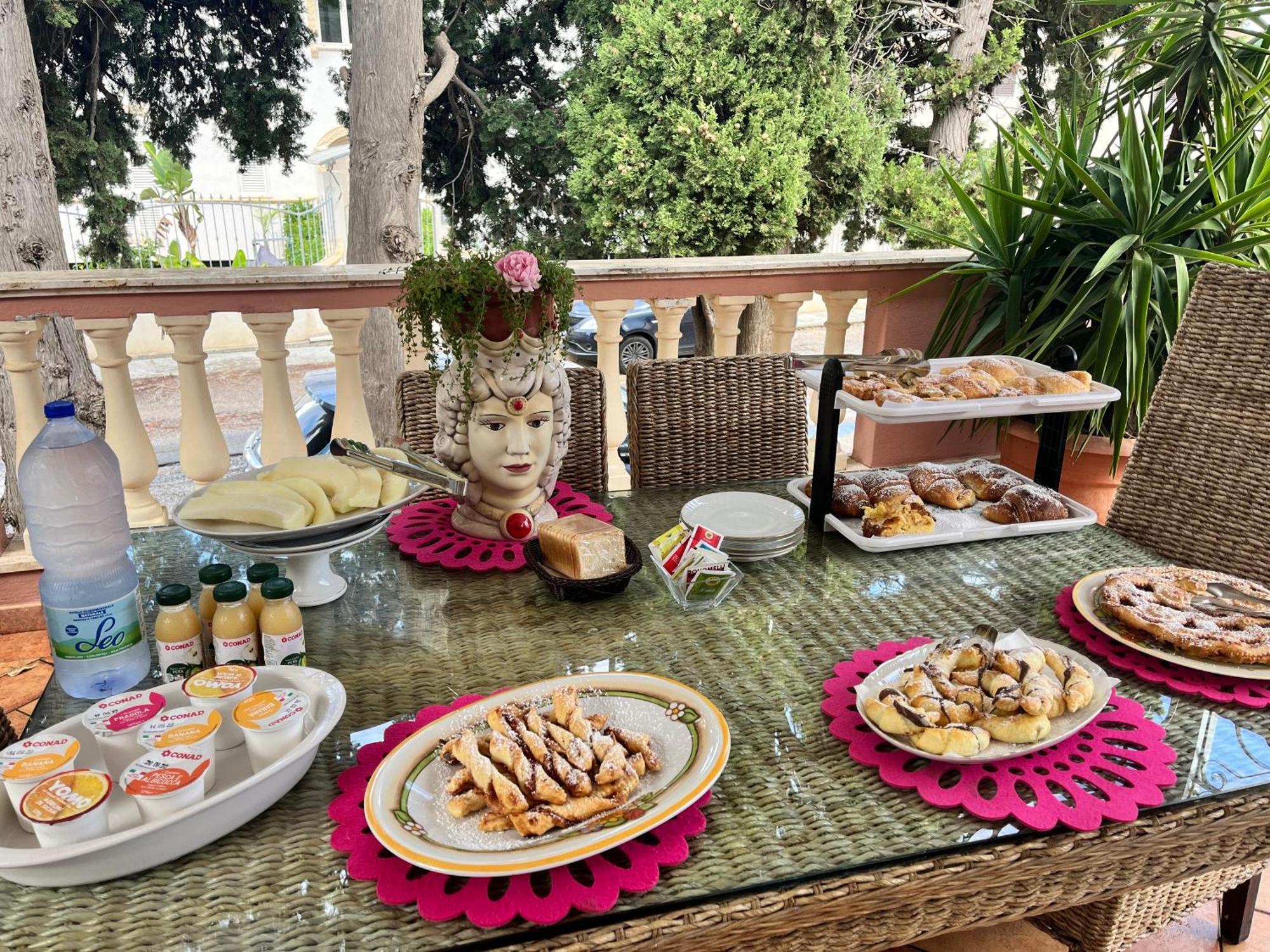 B&B Villa Regina サンタ・ドメーニカ エクステリア 写真