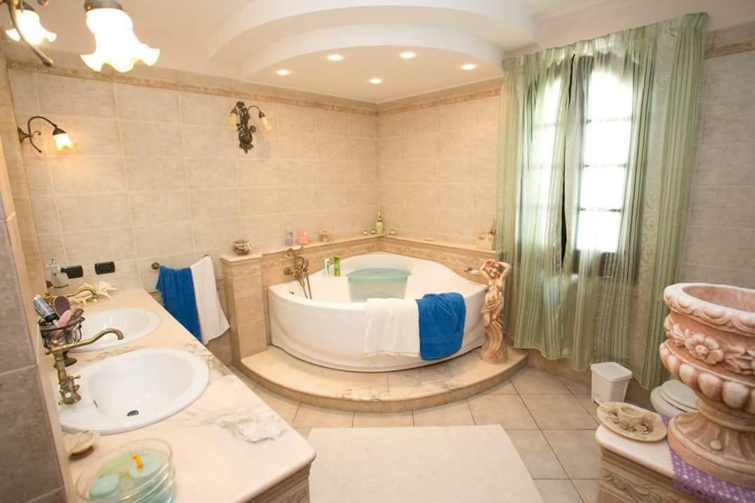 B&B Villa Regina サンタ・ドメーニカ エクステリア 写真